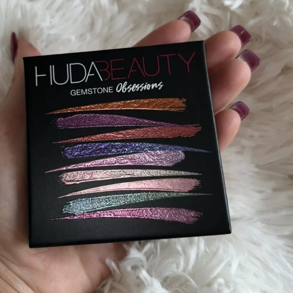 NEW! Huda Beauty Gemstone Obsession Eyeshadow Palette